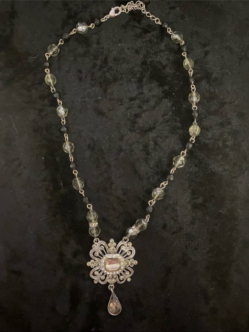Avon Crystal Pendant Necklace